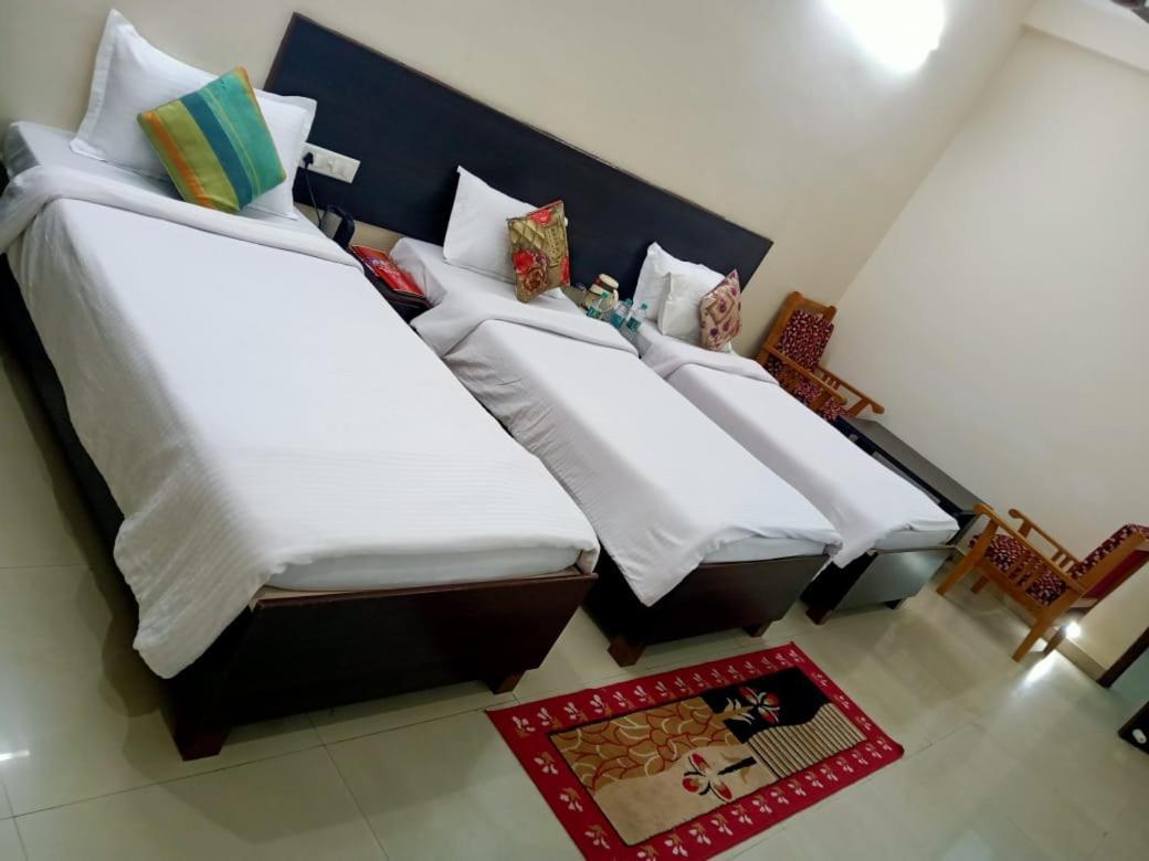 Hotel The Ideal Kushinagar Zewnętrze zdjęcie