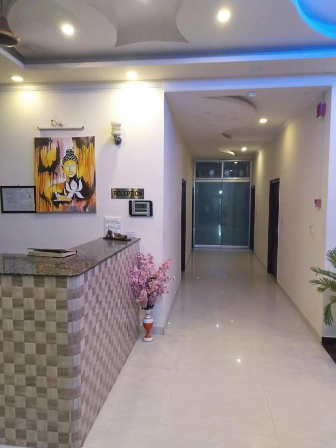 Hotel The Ideal Kushinagar Zewnętrze zdjęcie